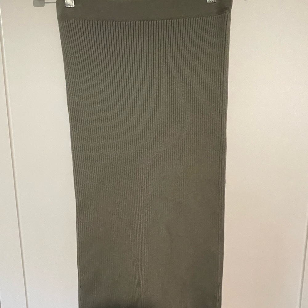Olive Green Midi Ribbed Pencil Skirt